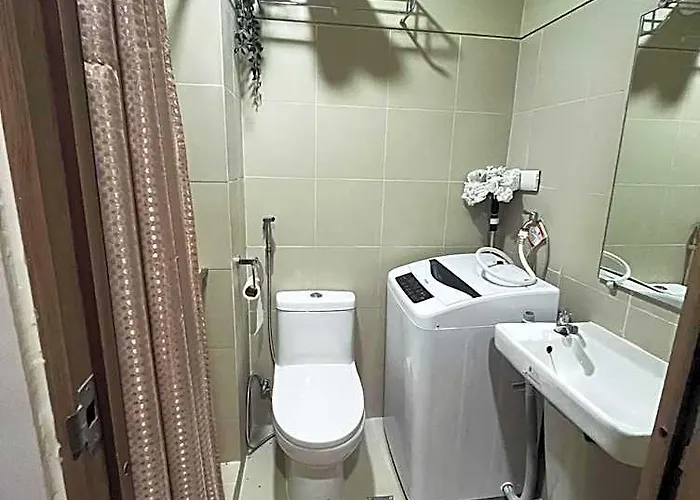 Moa S Residences With Free Parking Manila